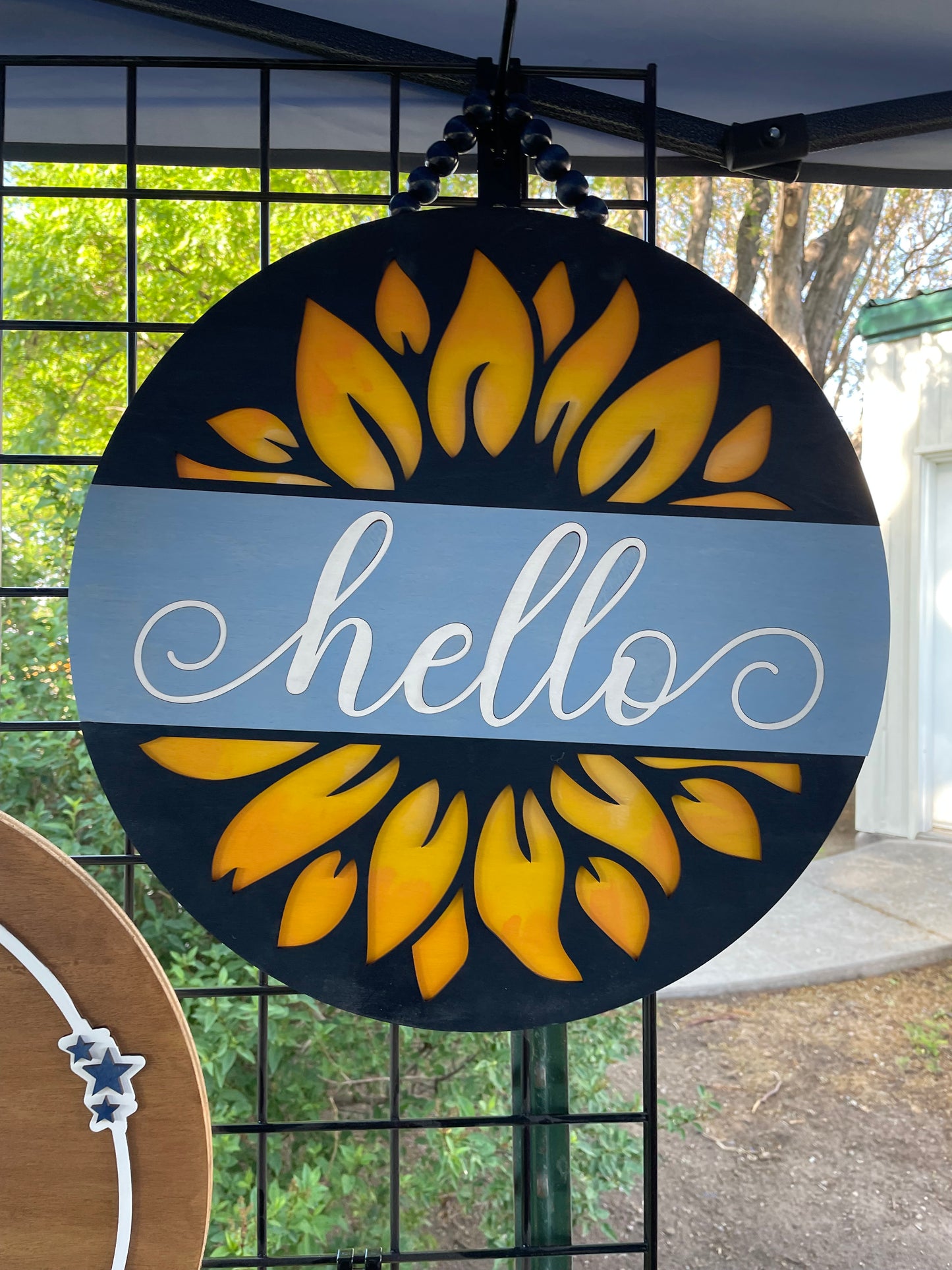 18' doorhanger hello Sunflower